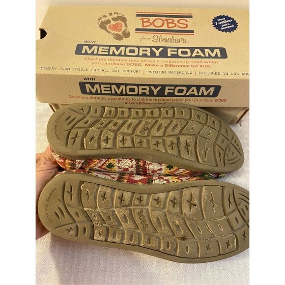 Bobs Skechers pink southwestern loafers size 9 - Picture 2 of 3